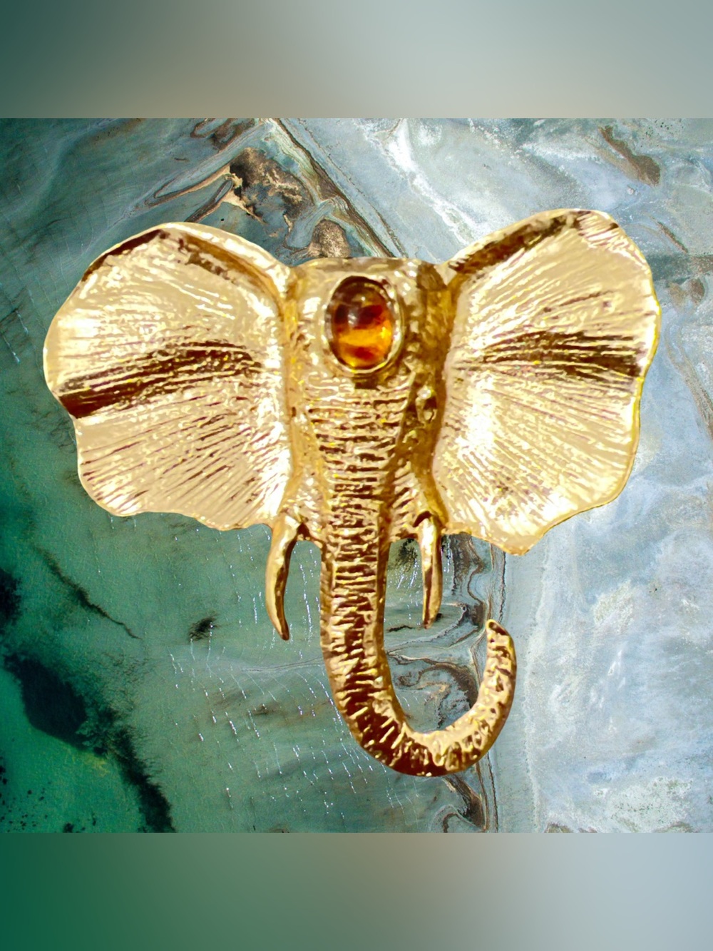Rare Graziano Gold Tone  elephant head brooch